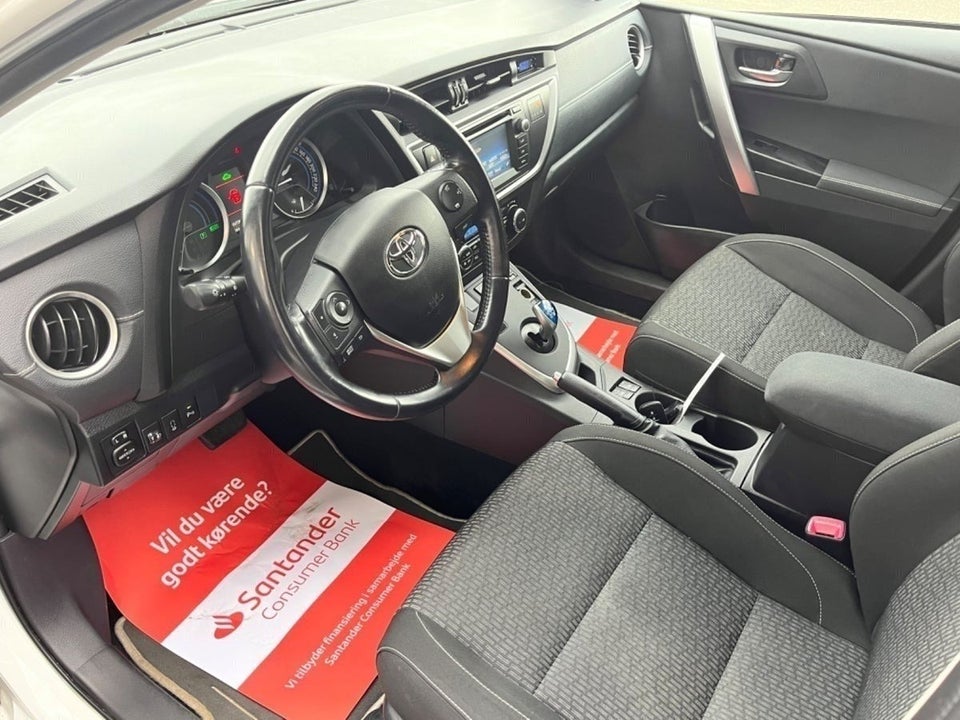 Toyota Auris 1,8 Hybrid H2 Premium CVT 5d