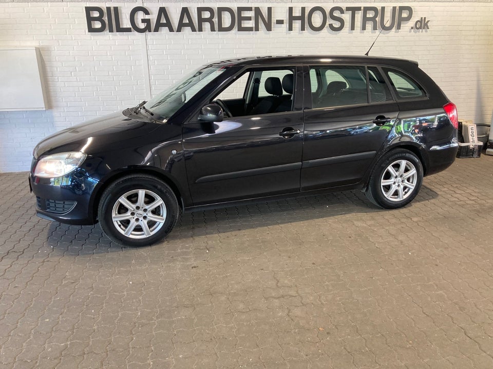 Skoda Fabia 1,4 16V Ambiente Combi 5d