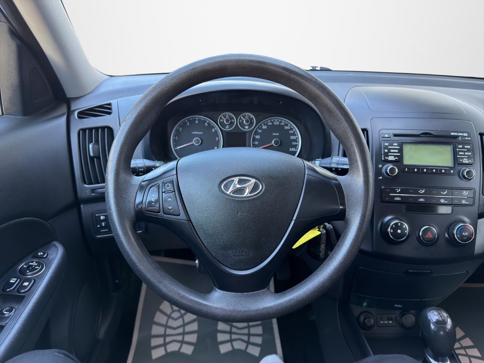 Hyundai i30 1,4 CVVT Comfort 5d