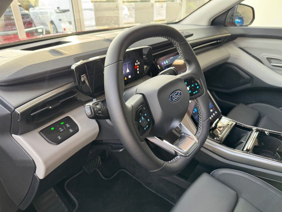 Ford Explorer 84 Select Extended Range AWD 5d