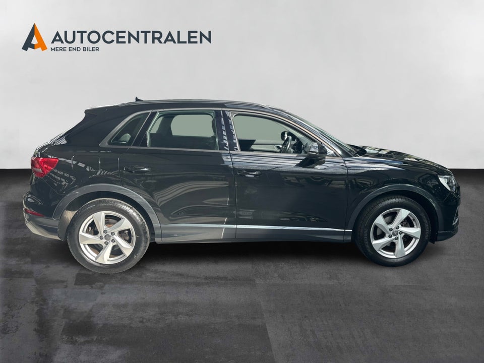 Audi Q3 35 TFSi Advanced Prestige S-tr. 5d