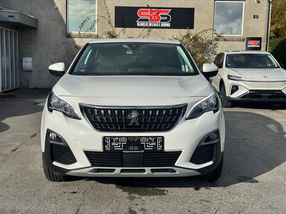 Peugeot 3008 1,2 e-THP 130 Active 5d