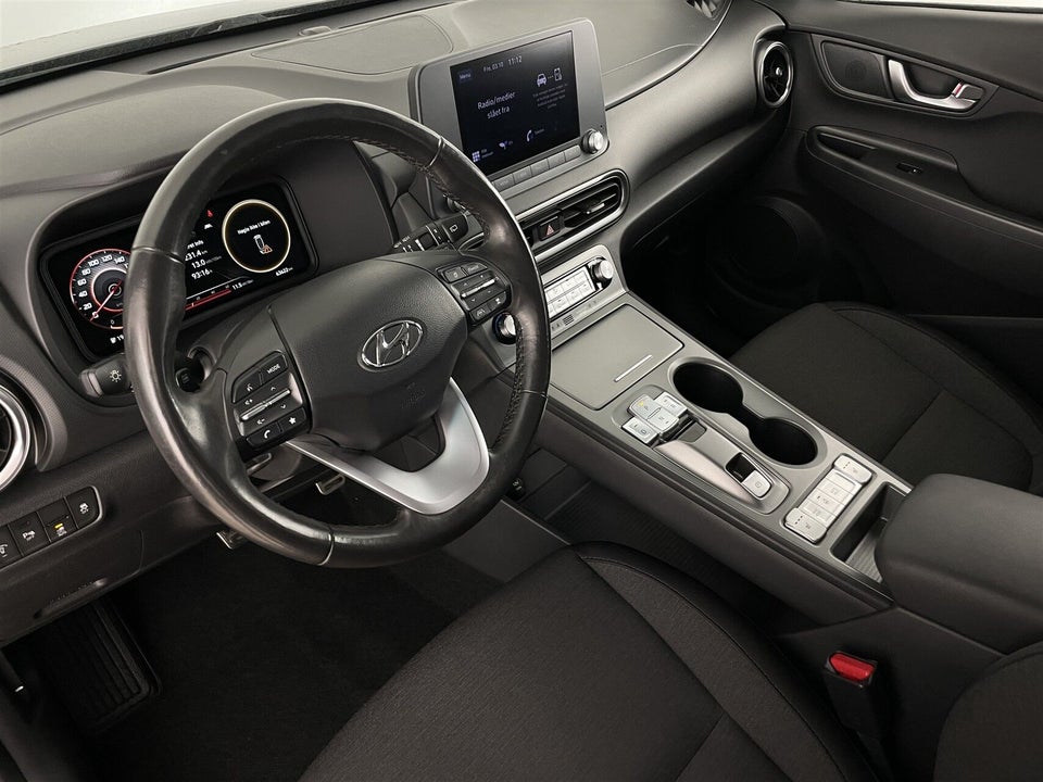 Hyundai Kona 64 EV Essential 5d