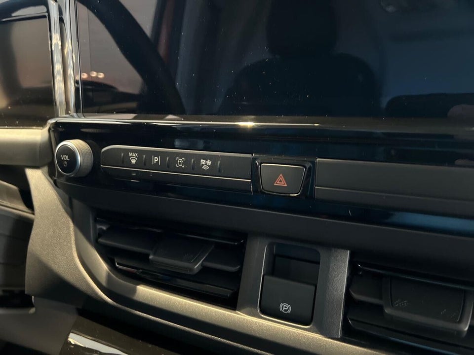 Ford Transit Custom 320 L2 2,5 PHEV Sport CVT