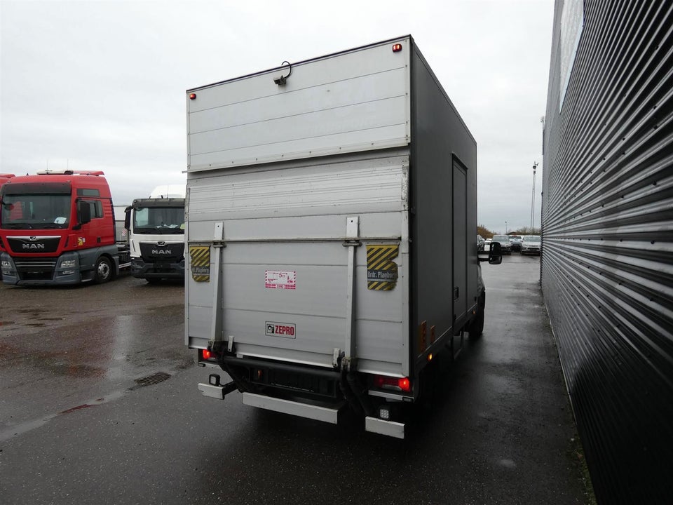 Iveco Daily 2,3 35S16 Alukasse m/lift AG8 2d