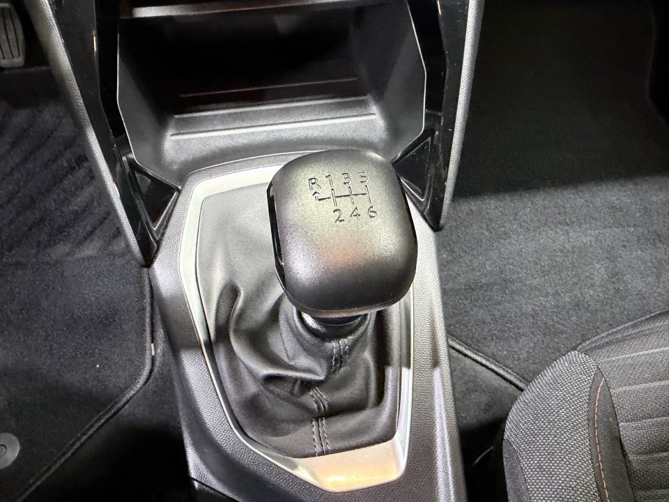 Peugeot 208 1,2 PureTech 100 Active+ 5d