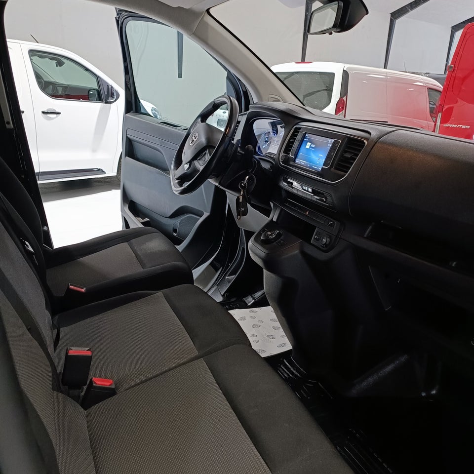 Toyota ProAce 2,0 D 177 Medium Comfort Master aut. 6d