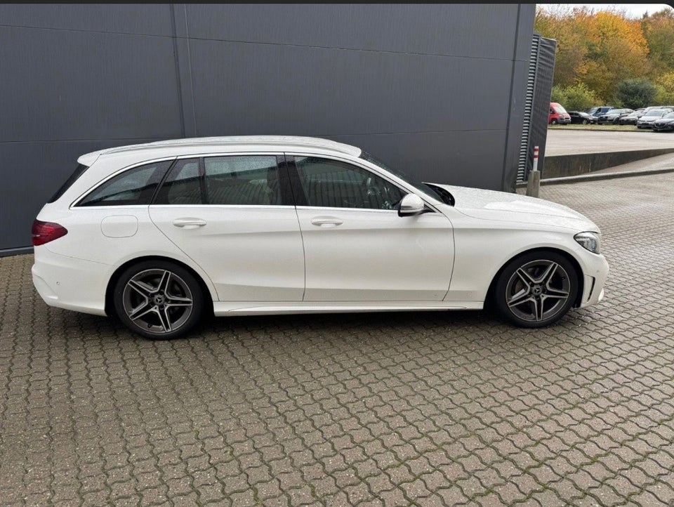 Mercedes C220 d 2,0 AMG Line stc. aut. 5d