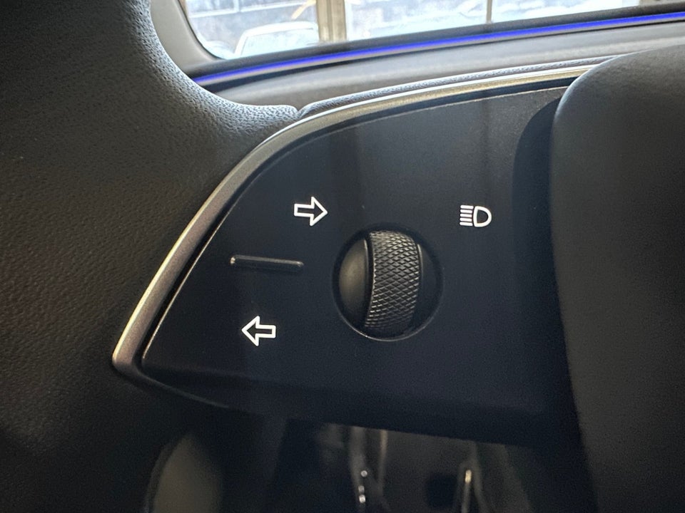 Tesla Model 3 Long Range AWD 4d