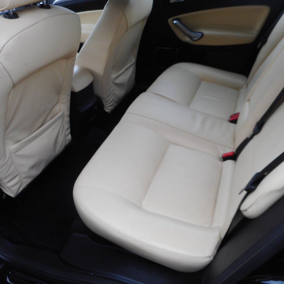 Ford Mondeo 2,0 TDCi 143 Titanium 5d