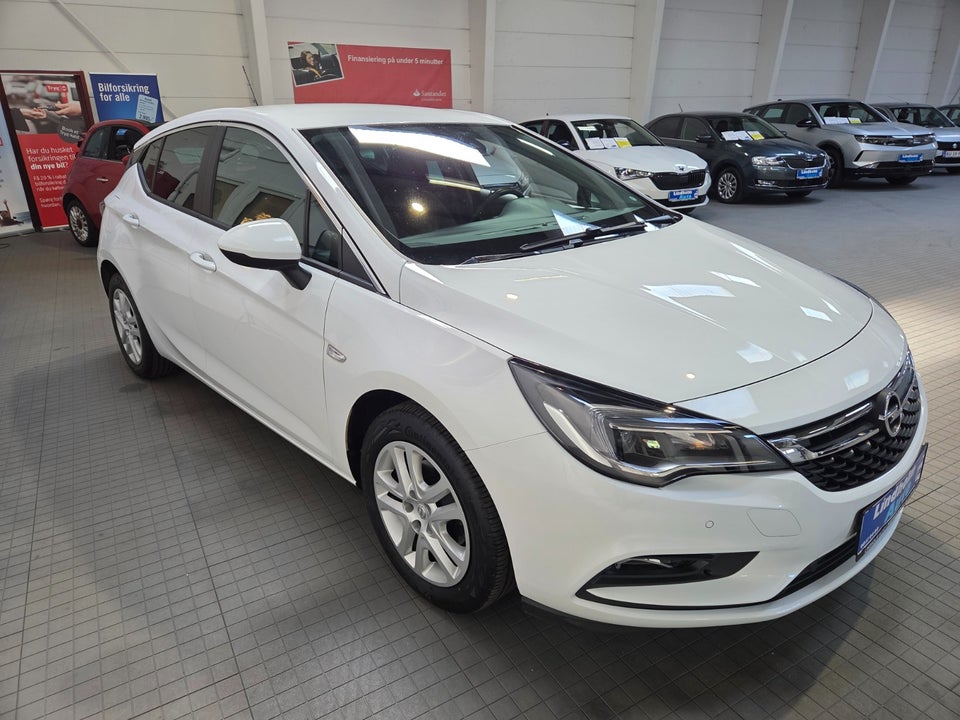 Opel Astra 1,0 T 105 Enjoy 5d