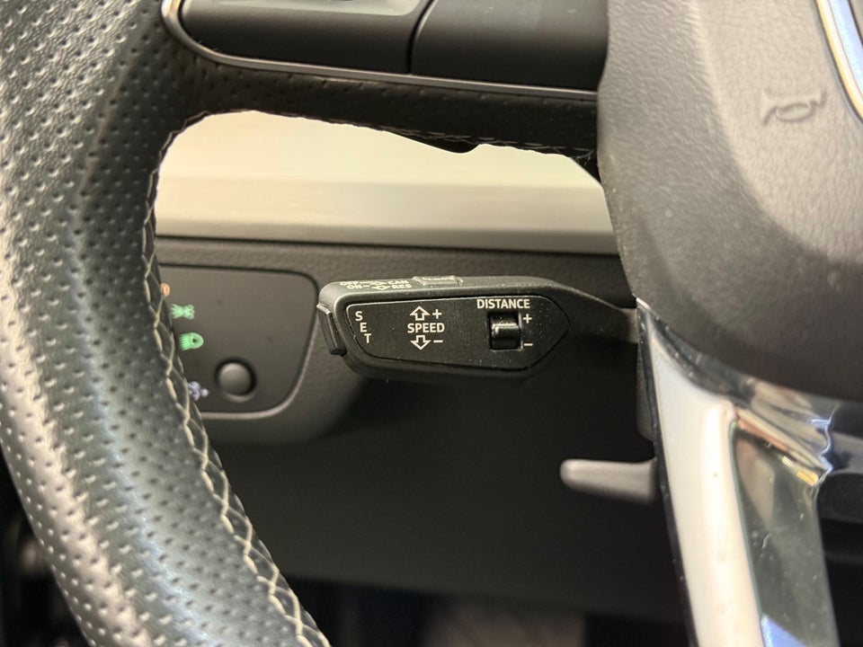 Audi Q5 55 TFSi e S-line quattro S-tr. 5d