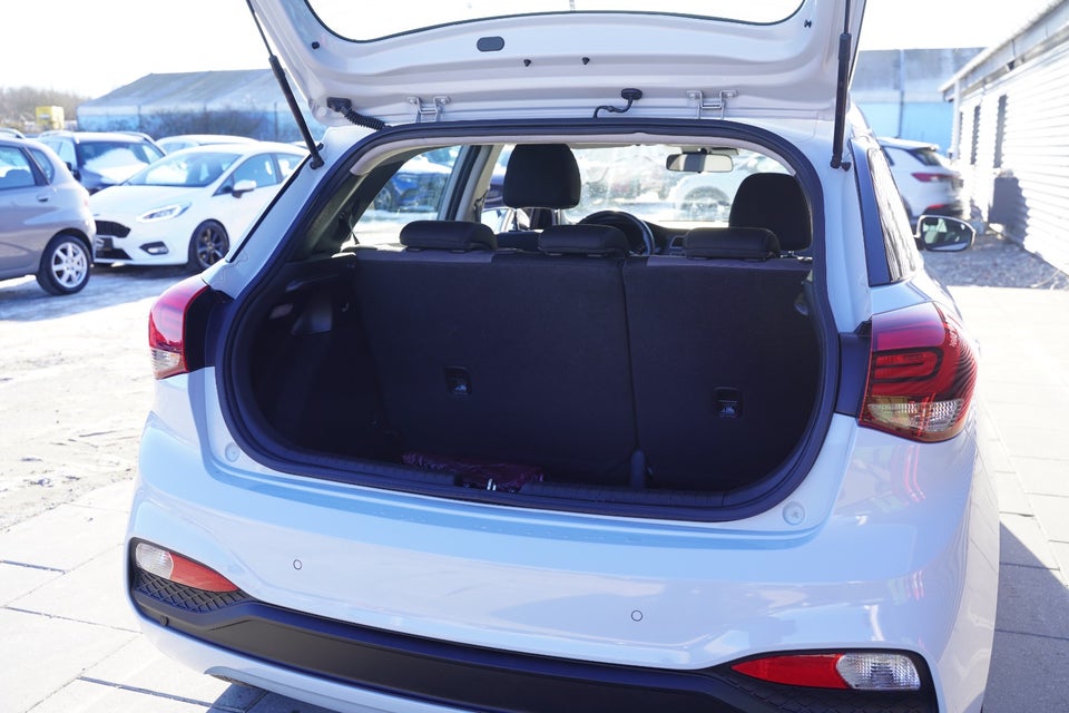 Hyundai i20 1,0 T-GDi Trend DCT 5d