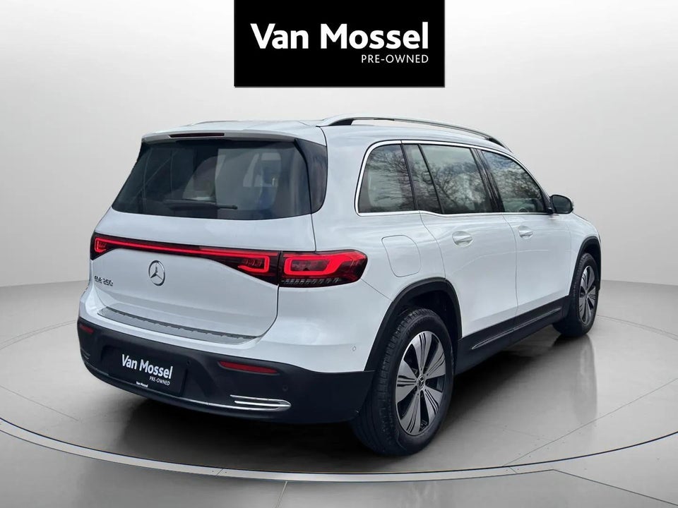 Mercedes EQB250 Progressive 5d