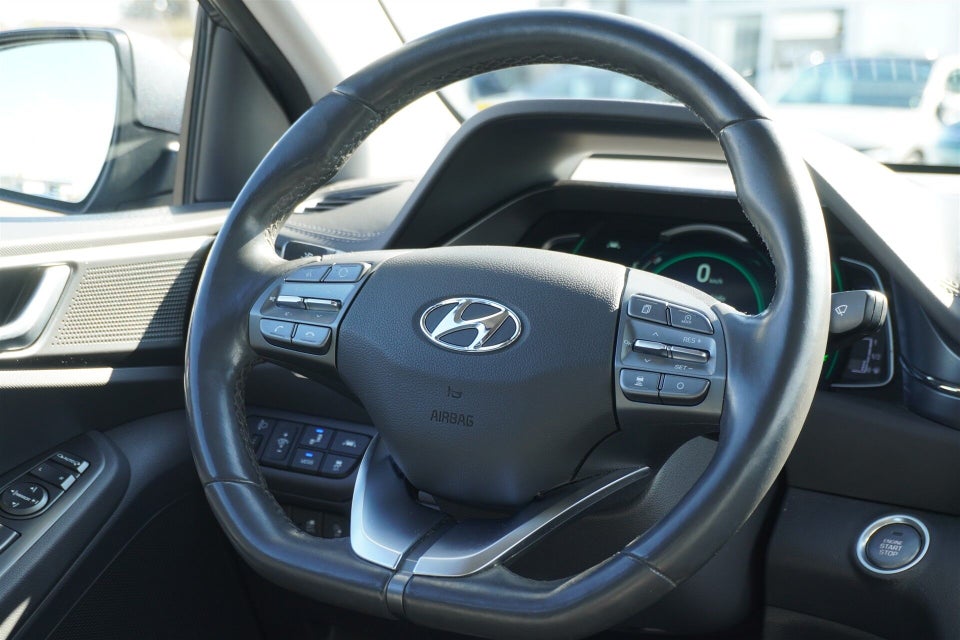 Hyundai Ioniq 1,6 PHEV Premium DCT 5d