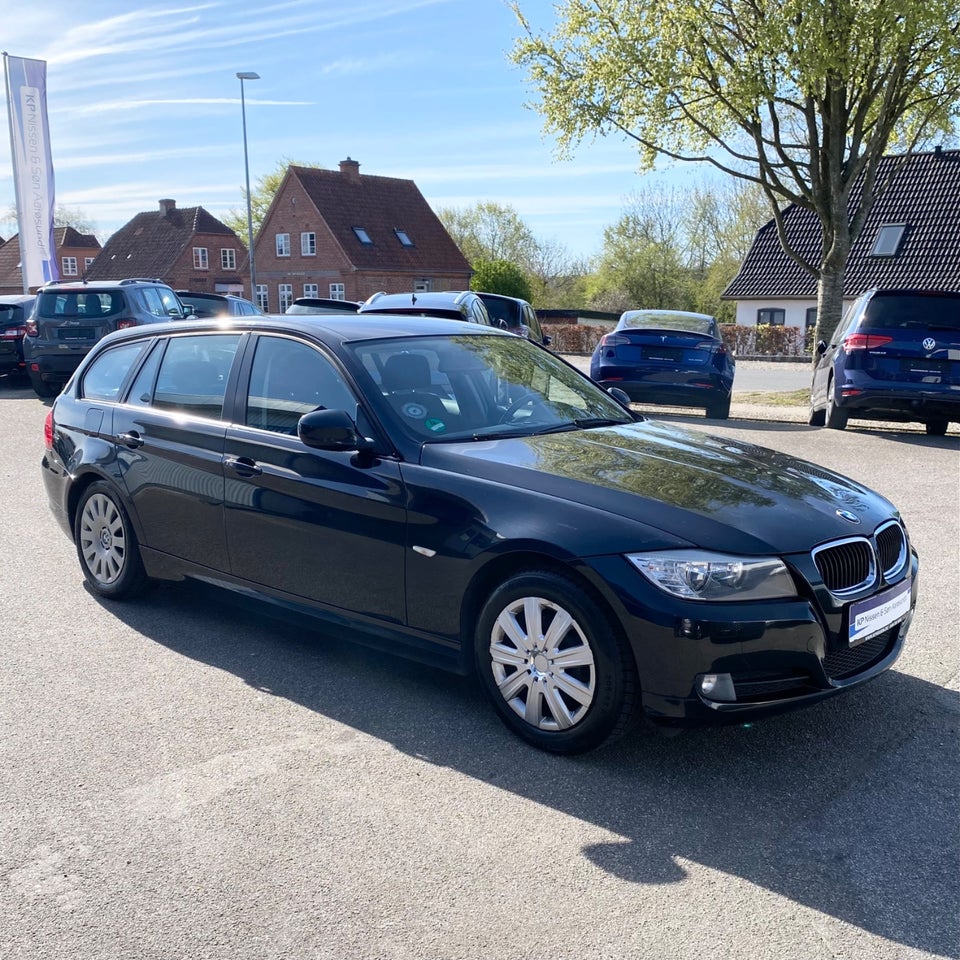 BMW 320d 2,0 Touring 5d