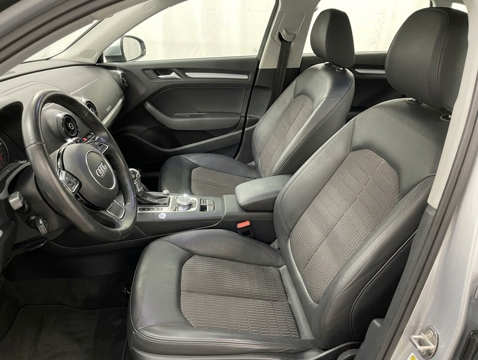 Audi A3 1,4 e-tron Sport Sportback S-tr. 5d