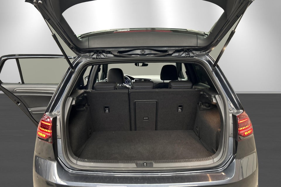 VW Golf VII 1,4 GTE DSG 5d