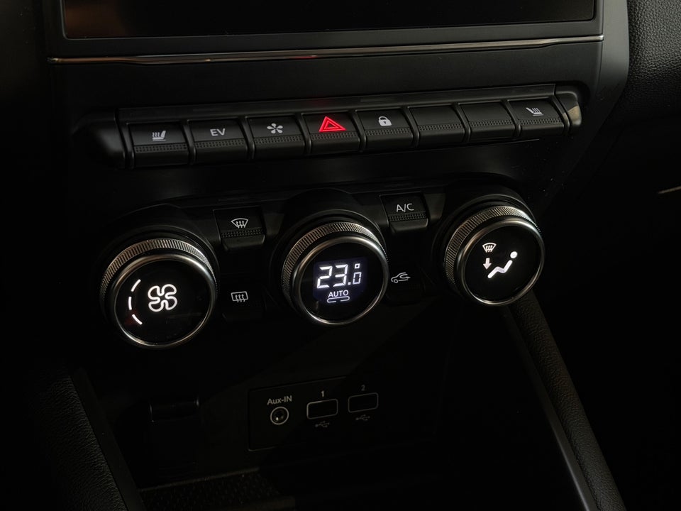 Renault Captur 1,6 E-Tech Intens 5d