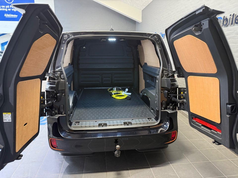 VW ID. Buzz 77 Pro Van 5d