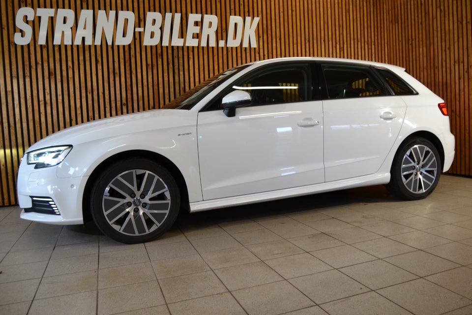 Audi A3 1,4 e-tron Sport Sportback S-tr. 5d