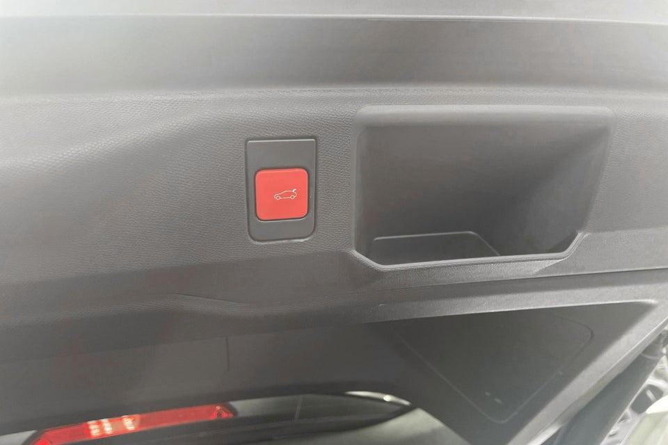 Peugeot e-5008 77 GT Pack 7prs 5d
