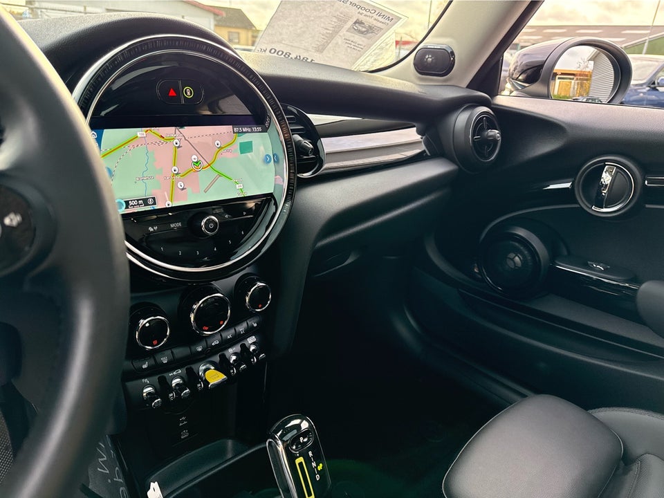 MINI Cooper SE Classic Trim 3d