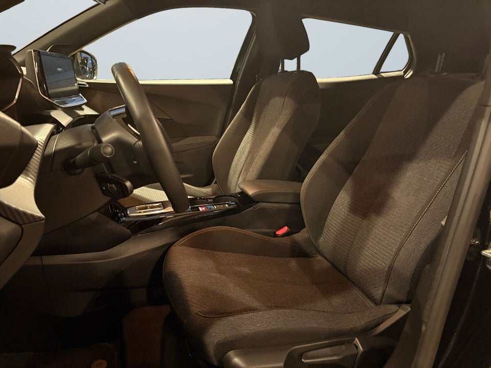 Peugeot e-2008 54 Style 5d