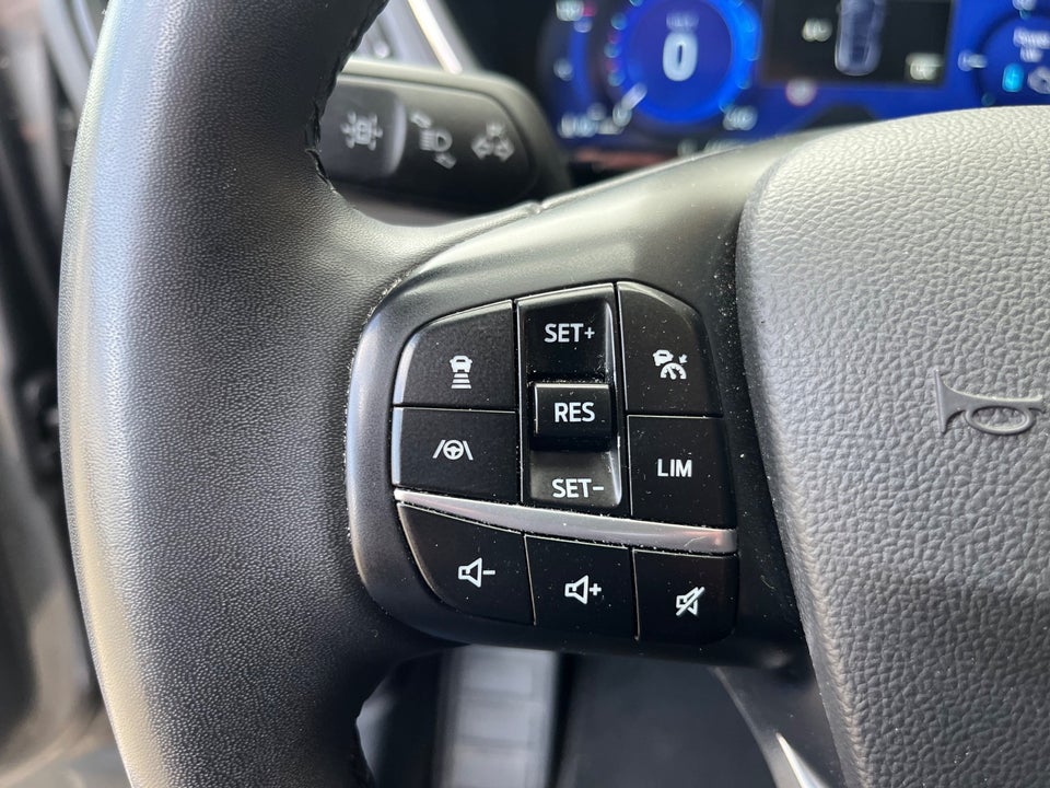 Ford Kuga 2,5 PHEV Titanium CVT 5d