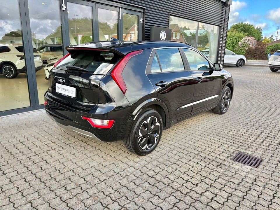 Kia Niro 64 EV Access Plus 5d