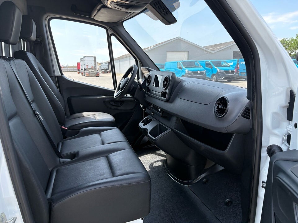 Mercedes Sprinter 214 2,2 CDi A2 Kassevogn aut. FWD