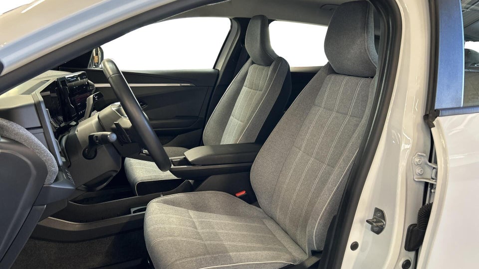 Renault Megane E-Tech 40 Equilibre 5d