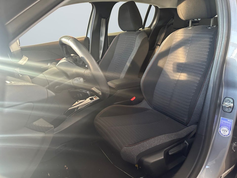 Peugeot e-208 50 Active Pack 5d