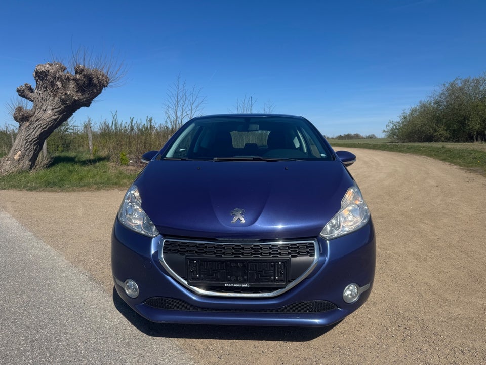 Peugeot 208 1,6 e-HDi 92 Allure 3d