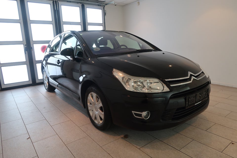 Citroën C4 1,6 HDi 110 VTR+ E6G 5d