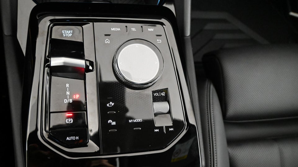 BMW i5 M60 M-Sport xDrive 4d