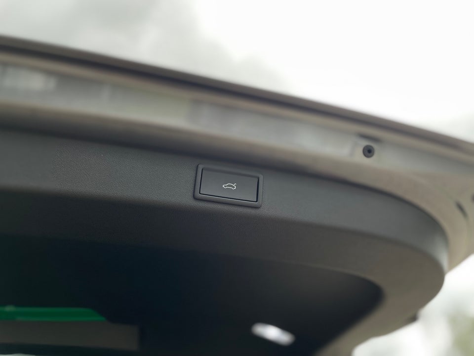 Skoda Elroq 85 iV Lodge Advanced 5d