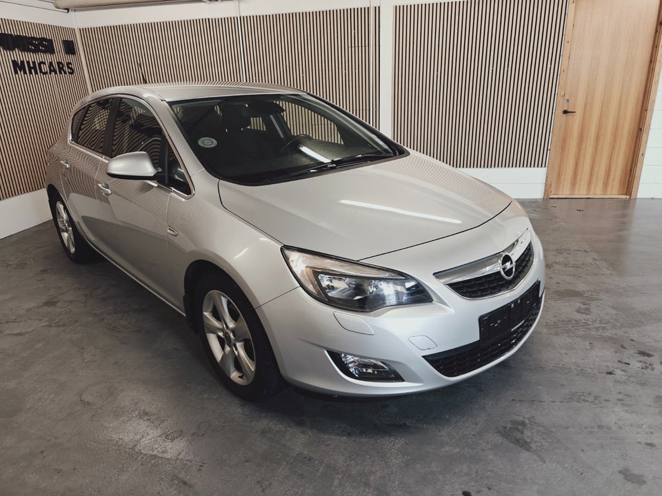 Opel Astra 1,7 CDTi 125 Sport 5d