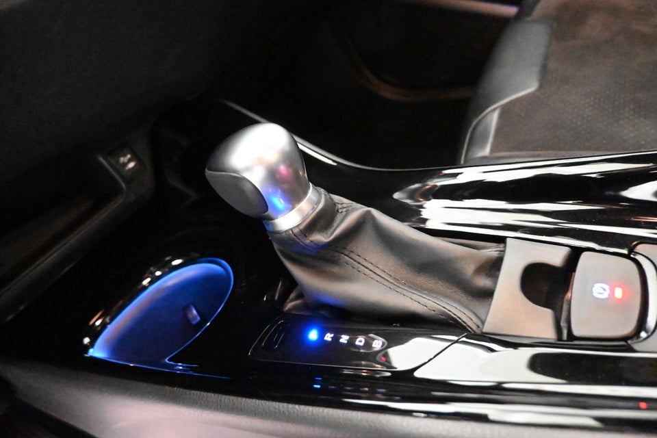 Toyota C-HR 1,8 Hybrid C-LOUD CVT 5d