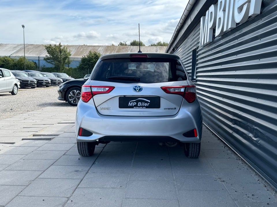 Toyota Yaris 1,5 Hybrid H2 Premium e-CVT 5d