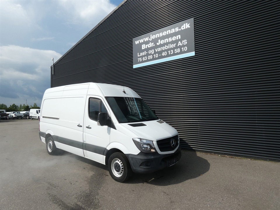 Mercedes Sprinter 211 2,2 CDi R2 Kassevogn 5d