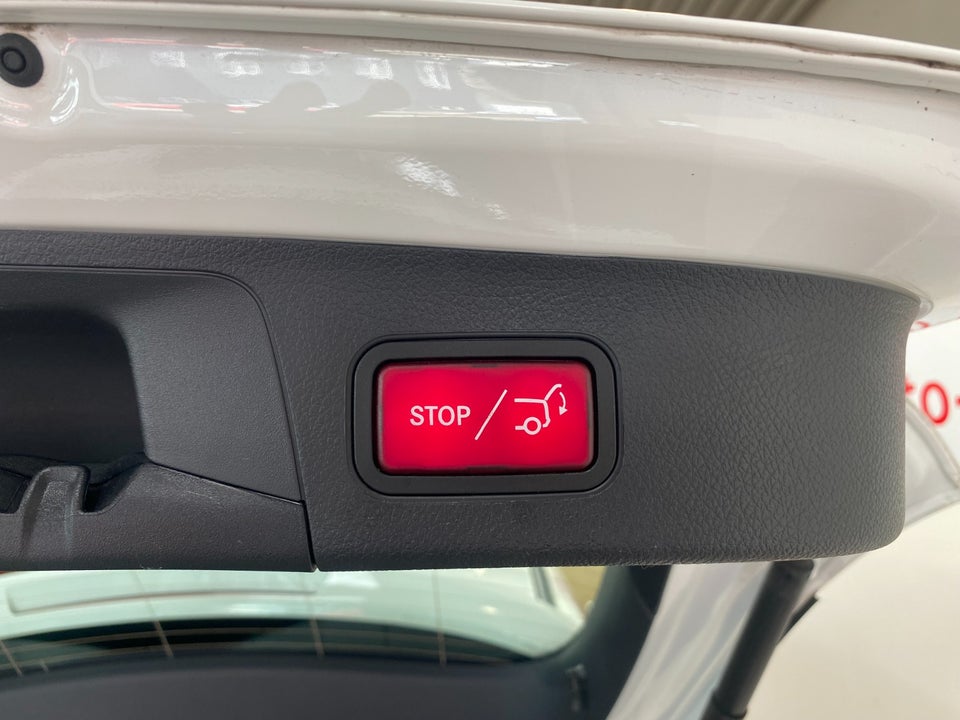 Mercedes EQA300 Progressive 4Matic 5d