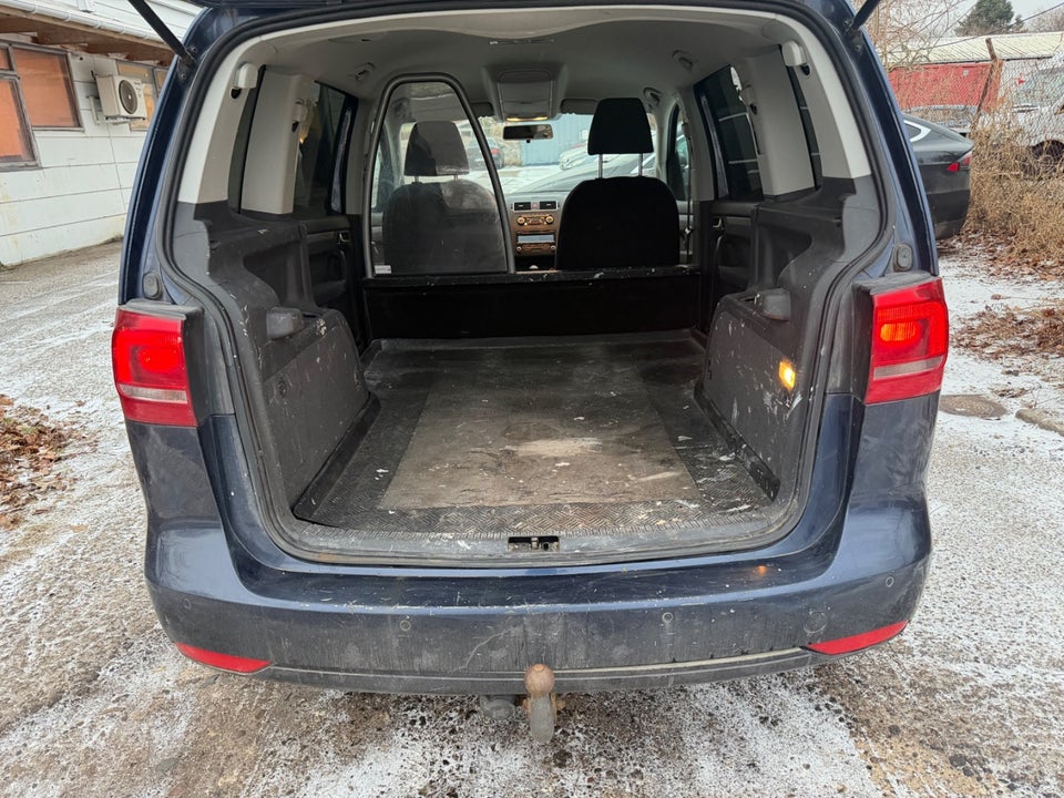 VW Touran 1,6 TDi 105 Comfortline BMT Van 5d