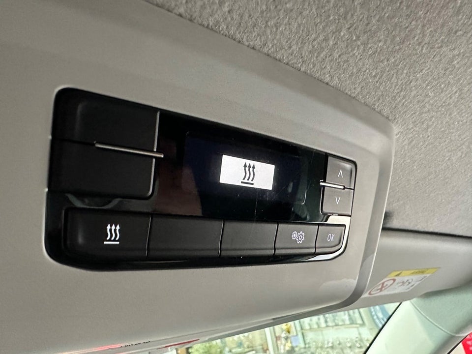 VW Transporter 2,0 TDi 150 Kassevogn lang