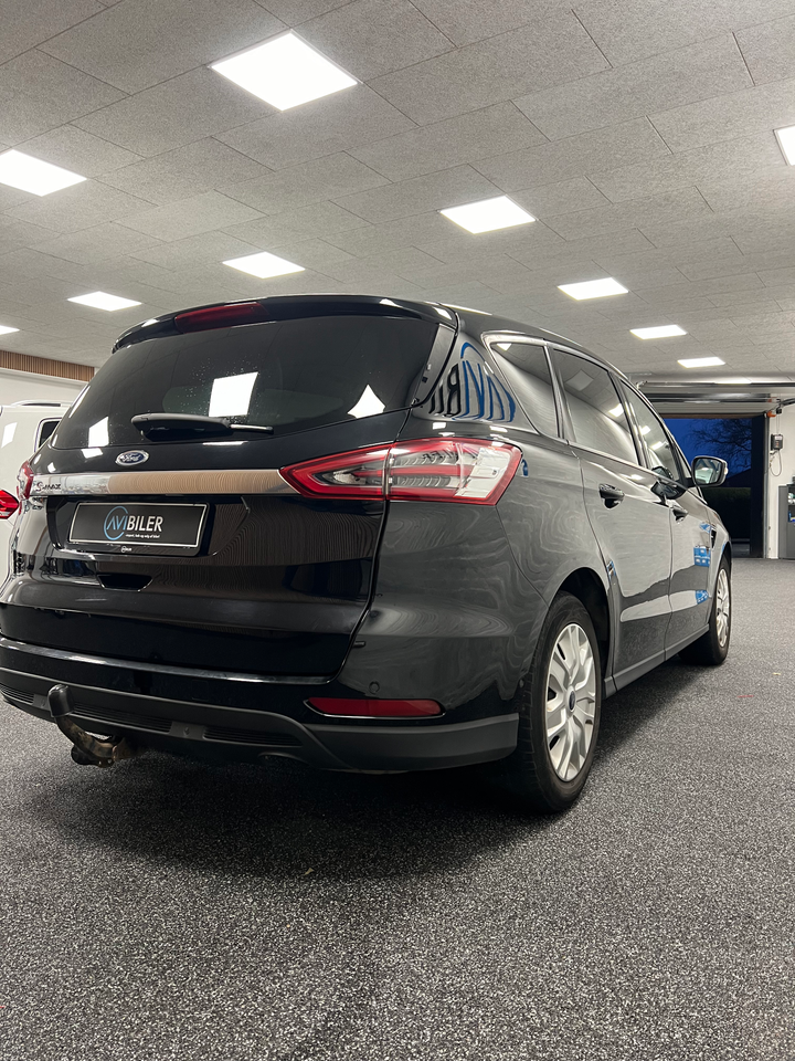 Ford S-MAX 2,0 TDCi 150 Titanium aut. 5d