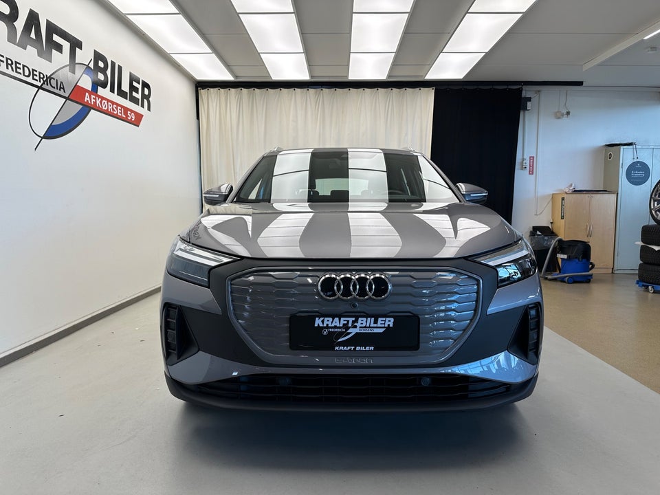 Audi Q4 e-tron 45 Progress 5d