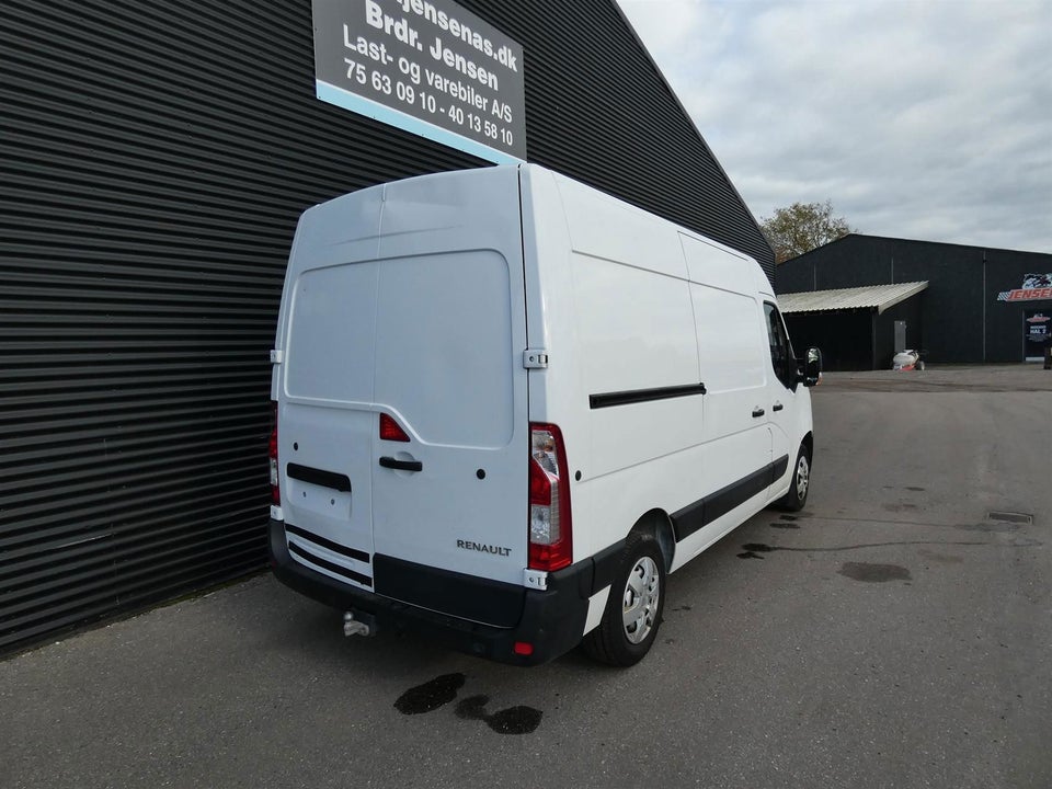 Renault Master IV T33 2,3 dCi 150 L2H2 Kassevogn