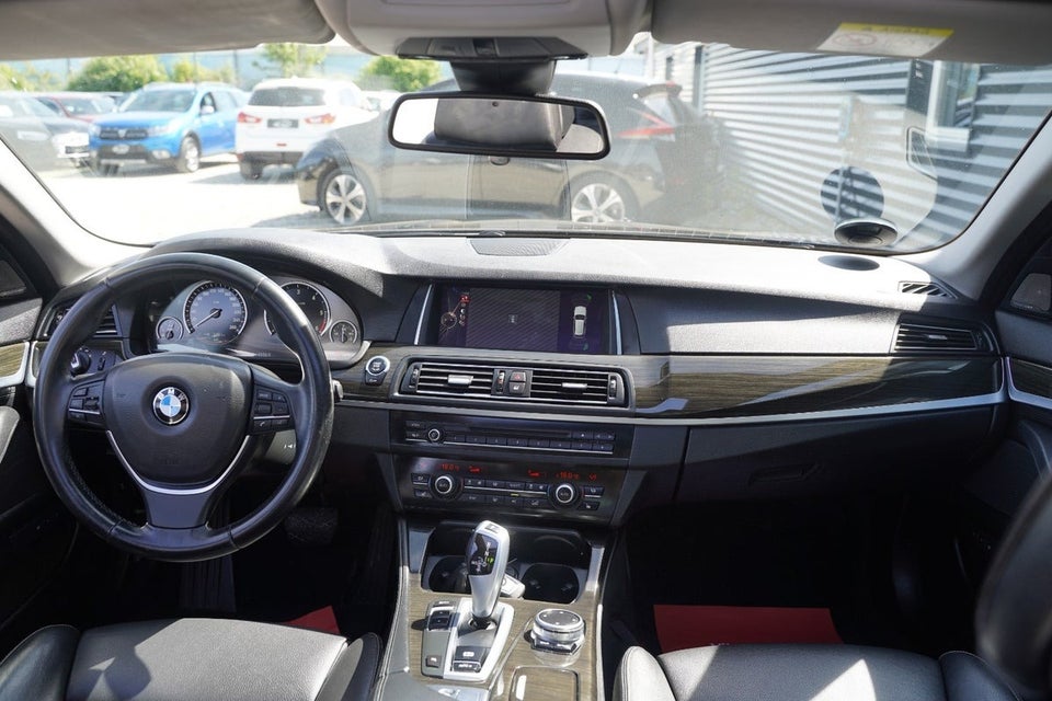 BMW 530d 3,0 Touring Luxury Line aut. 5d