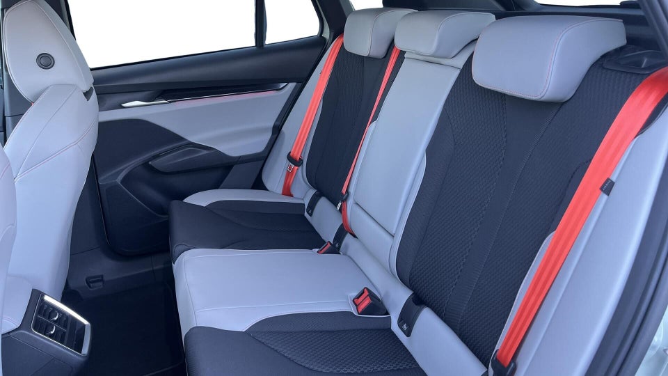 Skoda Elroq 60 iV Premium 5d