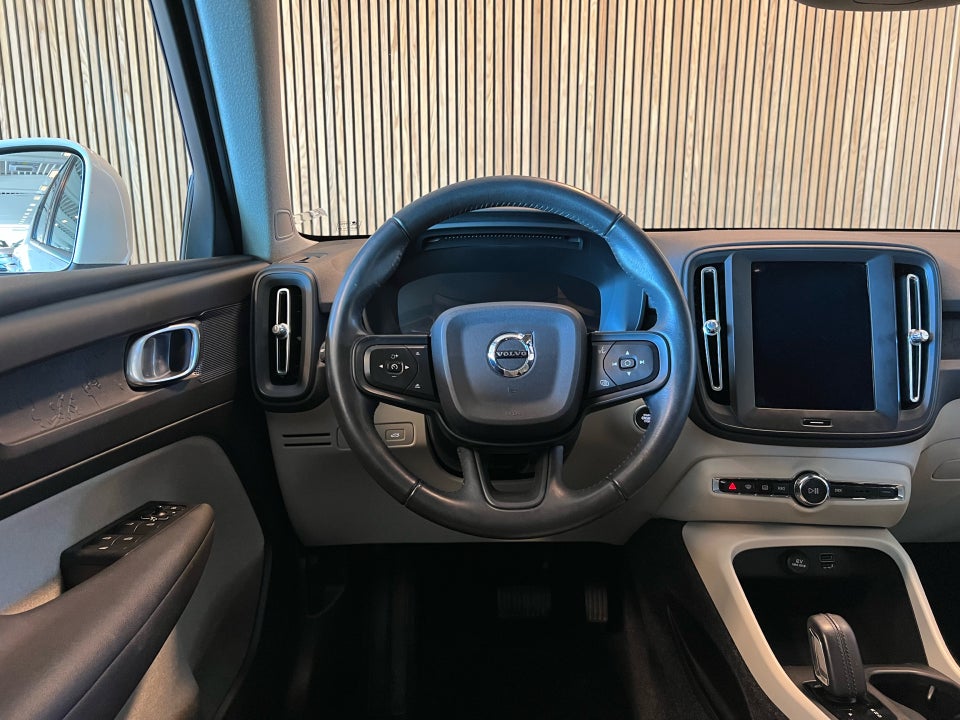 Volvo XC40 2,0 D3 150 Momentum aut. 5d